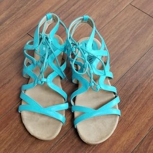🎆☄💖 HOST PICK 💖☄🎆NWOT Bellini strappy Blue sandals